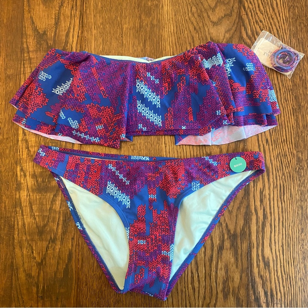 NWT Forever 21 Bandeau Bikini Top and Bottom Set- SZ M Top and L Bottom